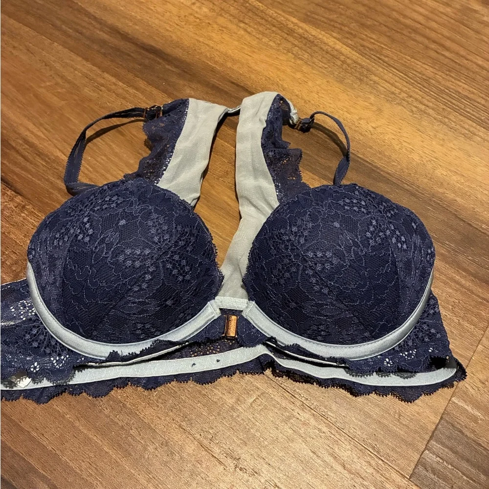 Victoria's Secret Bra Bundle - Pink, Yellow, Burgundy, Navy B32/B34 - Picture 5 of 16